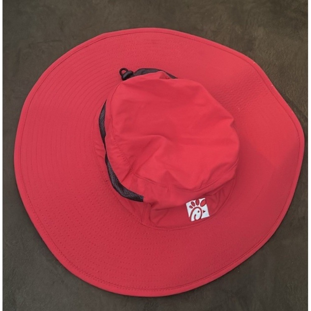 Chick Fil A Bucket Hat Team Member Red Sun Boonie One Size OOBE Beach